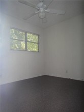 2721 Hemphill Park-Unit -B in Austin, TX - Building Photo - Building Photo
