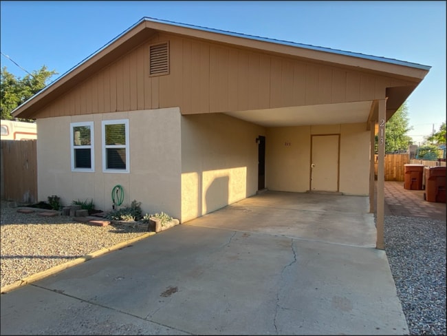 property at 000 W Avenida Bernalillo