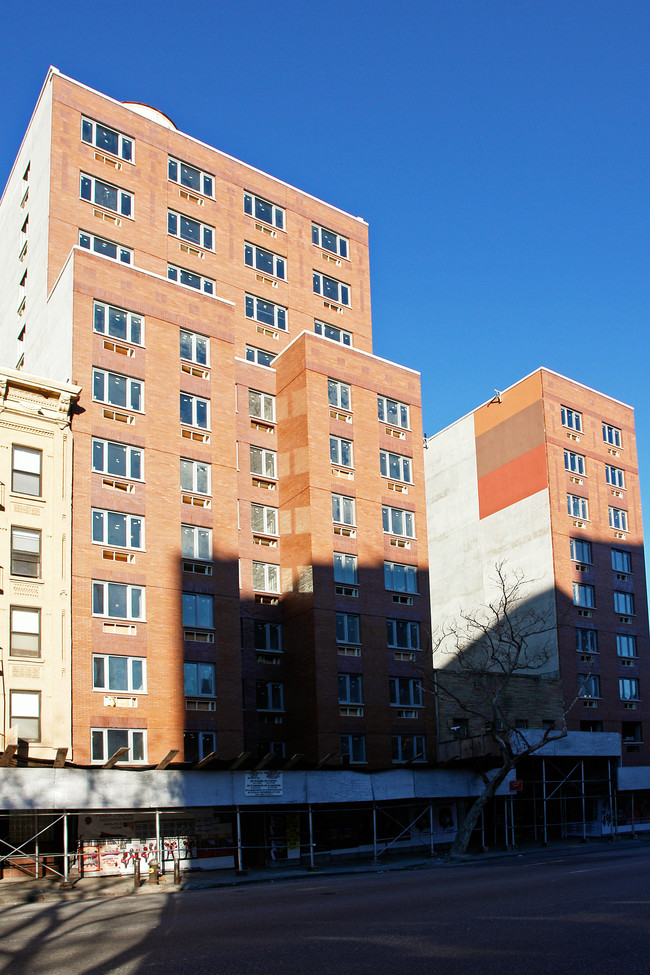 The Emmerson Apartments in New York, NY - Foto de edificio - Building Photo