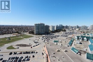 30 Upper Mall Wy in Vaughan, ON - Building Photo