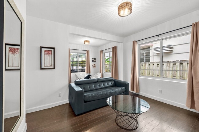 property at 1040 10th St