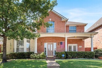 9013 Crown Point Cir in Irving, TX - Building Photo - Building Photo