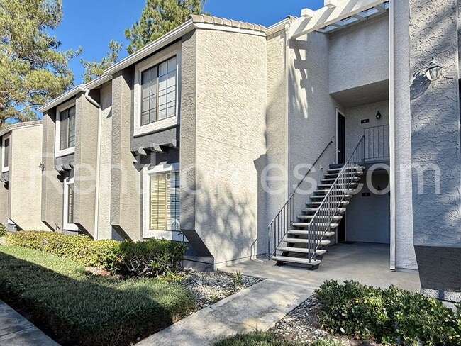 property at 14912 Av. Venusto