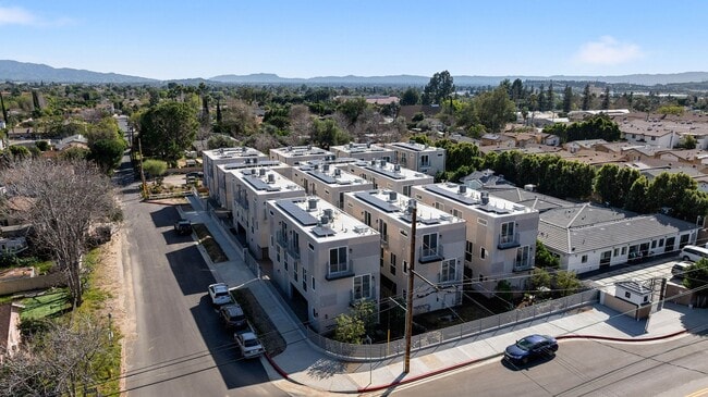 13615 N. Fellows Ave. in Sylmar, CA - Building Photo - Building Photo