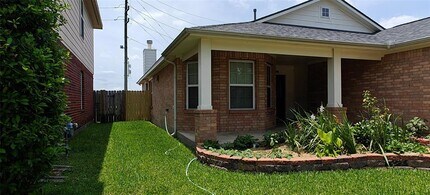 11727 Forest Wind Ln in Houston, TX - Building Photo - Building Photo