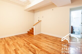 2844 N Orchard St, Unit 36 in Chicago, IL - Foto de edificio - Building Photo