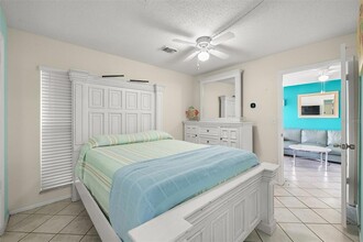 8921 Blind Pass Rd, Unit 348 in St Pete Beach, FL - Building Photo - Building Photo