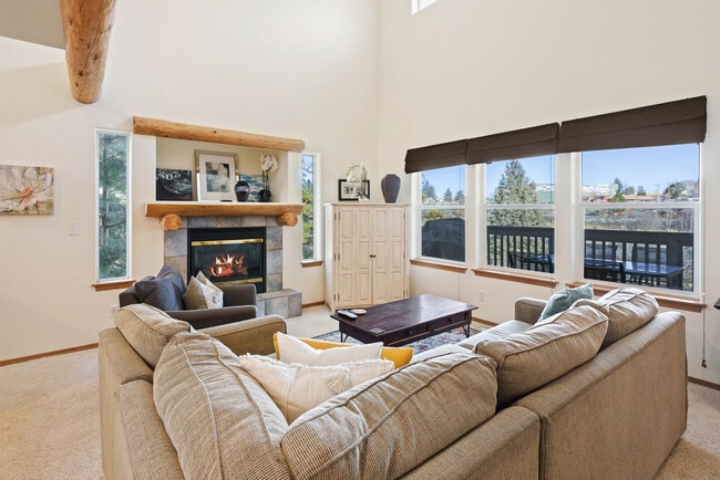 property at 3186 NW Quiet River Ln