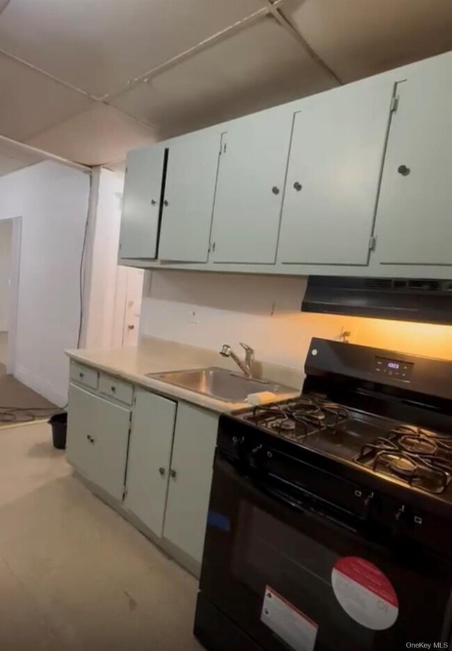 30 E Main St in Middletown, NY - Building Photo - Building Photo