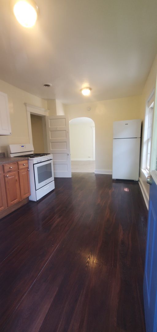 property at 252 Ontario St