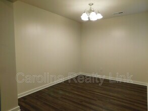 4623 Gibbons Link Rd in Charlotte, NC - Building Photo - Building Photo