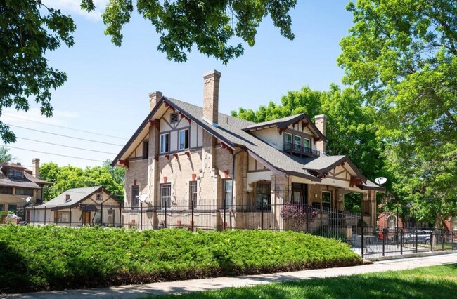 1575 N Gaylord St in Denver, CO - Building Photo - Building Photo