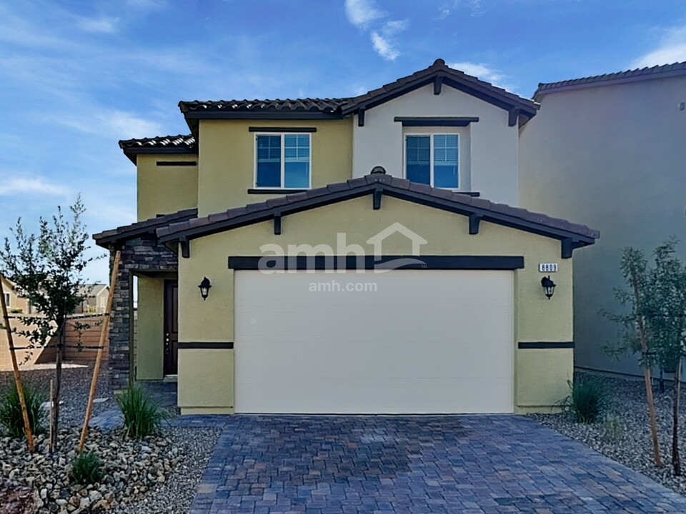 8809 Carmine Cob Ave in Las Vegas, NV - Building Photo