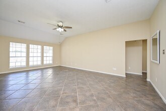 22602 Willhanna Dr in Katy, TX - Foto de edificio - Building Photo