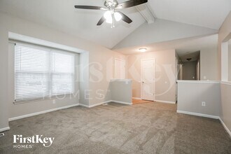 1709 NE Auburn Dr in Lee's Summit, MO - Building Photo - Building Photo