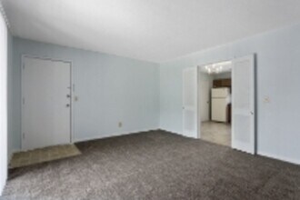 429 W 87 Pl in Kansas City, MO - Building Photo - Building Photo