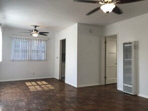 2709-2711 Broadway in Santa Monica, CA - Building Photo - Building Photo