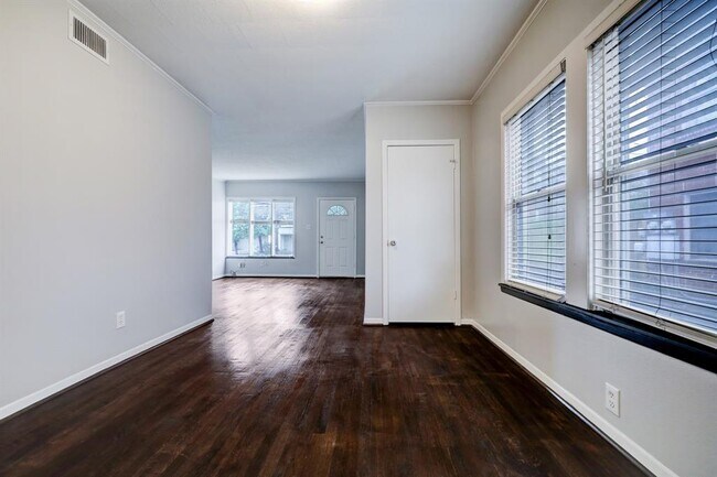 1608 Bonnie Brae St in Houston, TX - Building Photo - Building Photo