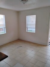 3002 Market St in Houston, TX - Foto de edificio - Building Photo