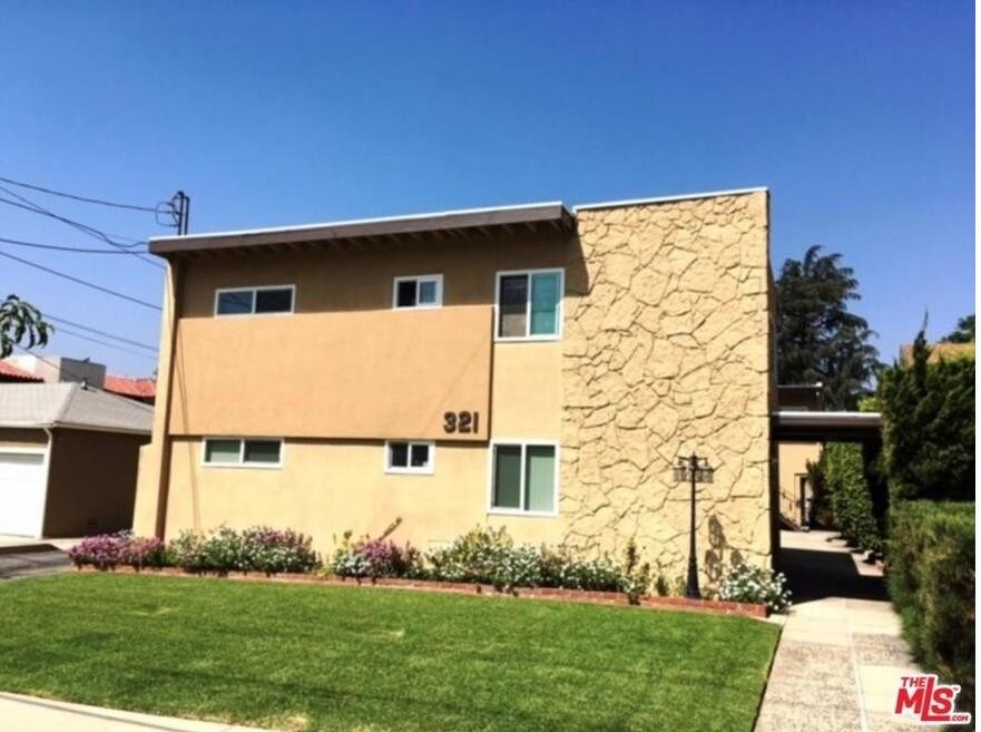 321 Lincoln Ave in Glendale, CA - Building Photo