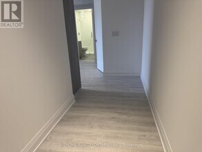 65 Broadway Ave in Toronto, ON - Building Photo - Building Photo