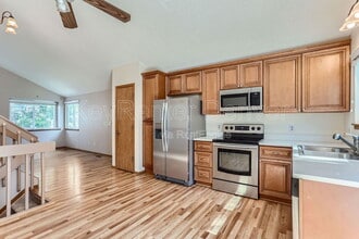 460 E Arden Cir in Littleton, CO - Building Photo - Building Photo