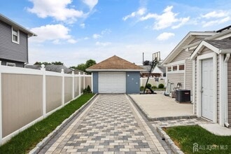 147 James St in Perth Amboy, NJ - Building Photo - Building Photo