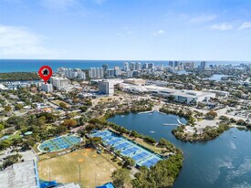 2555 NE 11th St in Fort Lauderdale, FL - Building Photo