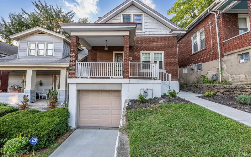 2317 Muriel Ct in Cincinnati, OH - Building Photo