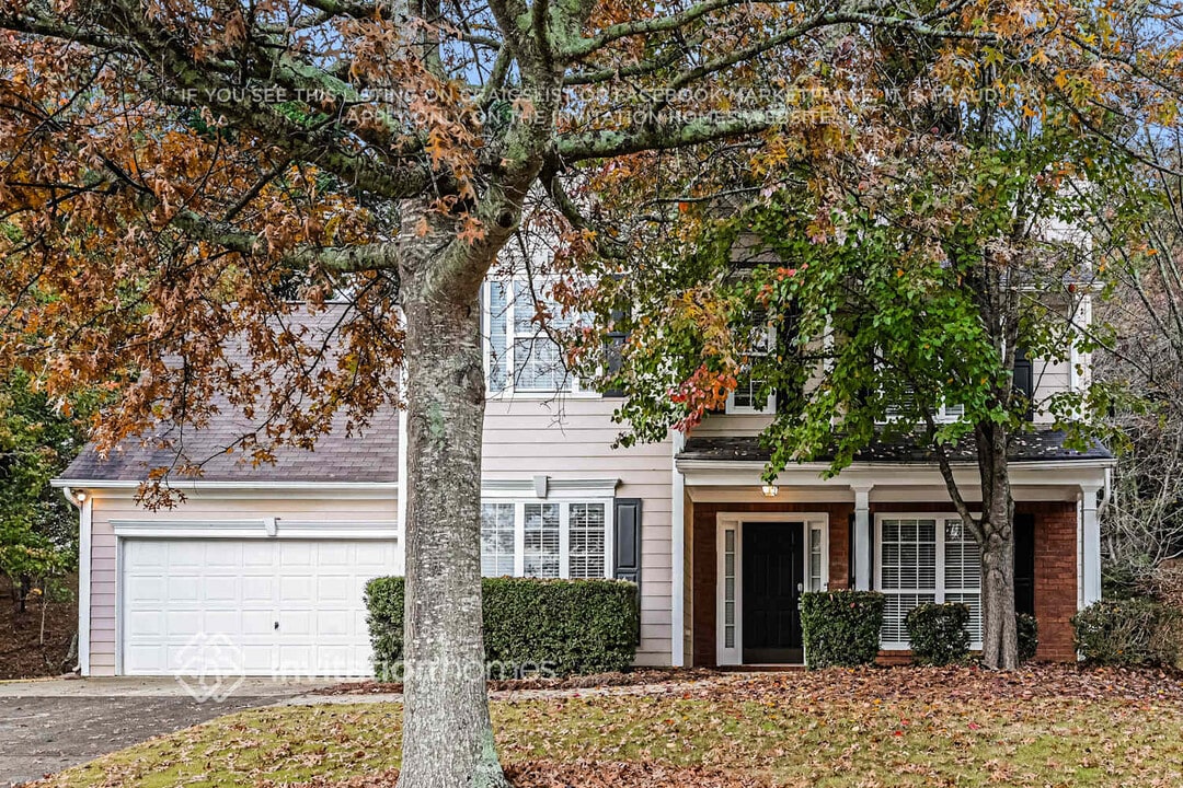 5366 Spike Ln in Suwanee, GA - Building Photo