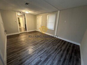 2300 S A St in Elwood, IN - Building Photo - Building Photo