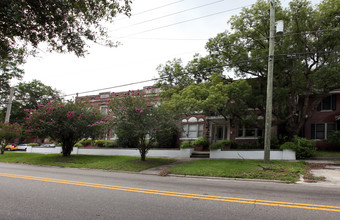 2504 Park St in Jacksonville, FL - Foto de edificio - Building Photo