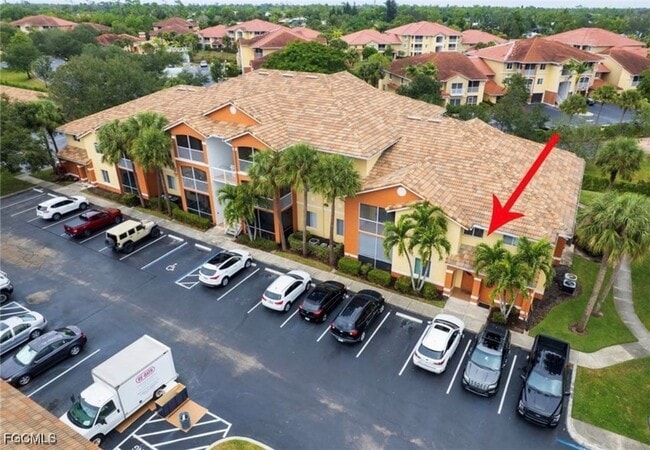 6461 Aragon Way in Ft. Myers, FL - Building Photo - Building Photo