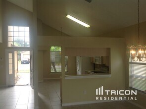 13445 Beechberry Dr in Riverview, FL - Building Photo - Building Photo