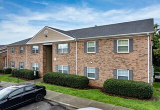 Park Place Apartments in Johnson City, TN - Foto de edificio - Building Photo