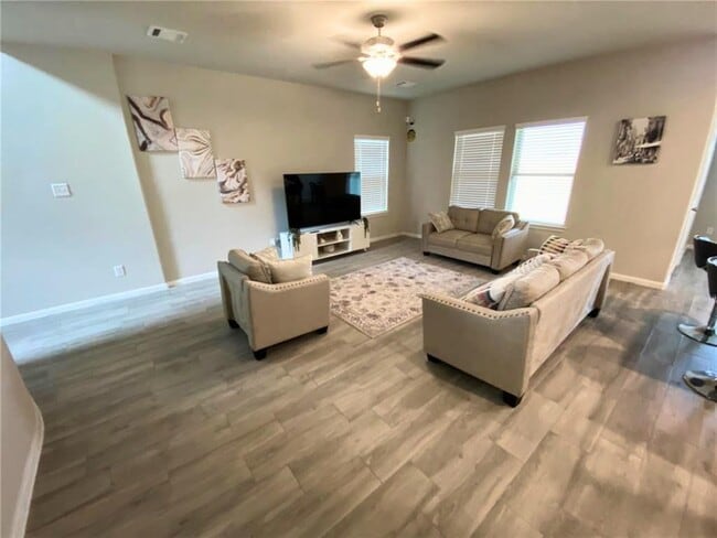 6939 Escondido Dr in Arcola, TX - Building Photo - Building Photo