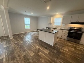 2885 Kingswood Cir in Brooksville, FL - Building Photo - Building Photo