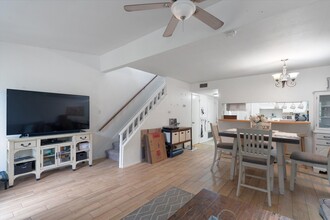 6029 Old Fredericksburg Rd in Austin, TX - Building Photo - Building Photo