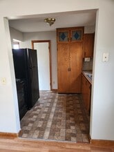 917 Victory Hwy in Mapleville, RI - Building Photo - Building Photo