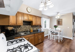 5538 W Drummond Pl in Chicago, IL - Building Photo - Building Photo