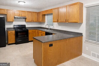 257 Omega Dr in Lawrenceville, GA - Building Photo - Building Photo