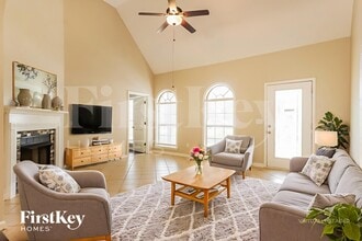 150 Chinaberry Ln in Alabaster, AL - Building Photo - Building Photo