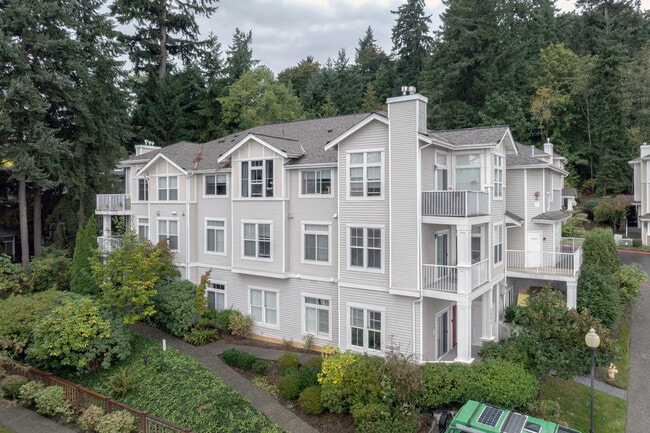 Lakemont View