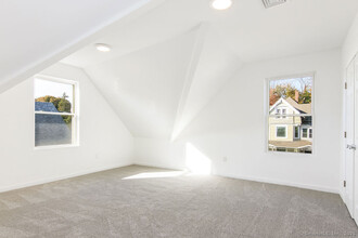 66 Winthrop St in New Britain, CT - Building Photo - Building Photo