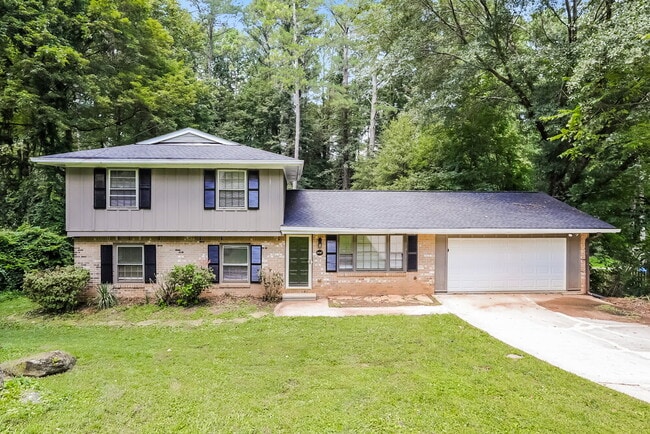 property at 4447 Casco Way NW