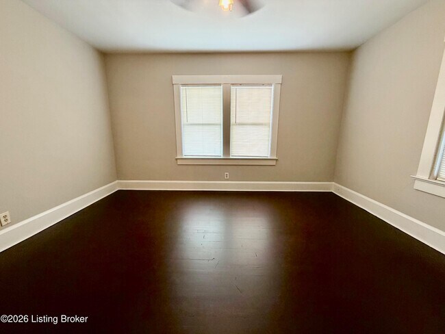 2013 E Oak St in New Albany, IN - Building Photo - Building Photo