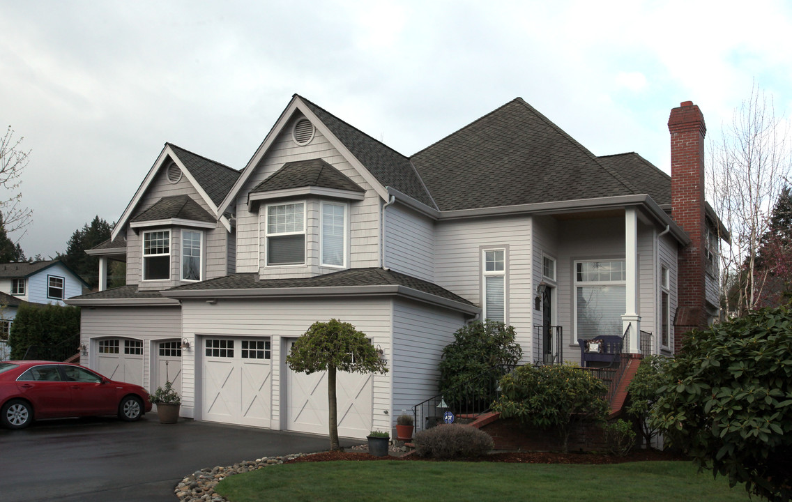 3445 Edwards Dr in Gig Harbor, WA - Building Photo