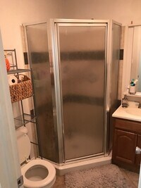 1514 W Diamond St - 4