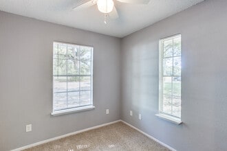 510 Frazier St in Terrell, TX - Building Photo - Building Photo