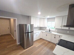 3118 Memel St in Houston, TX - Building Photo - Building Photo